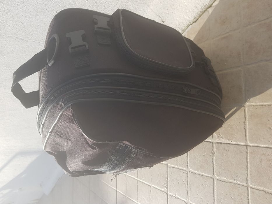 Mochila de depósito com íman