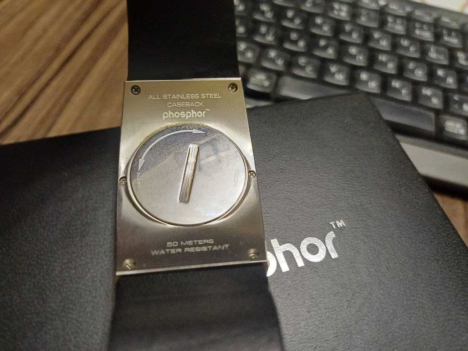 Годинник Phosphor Digital Hour Clock