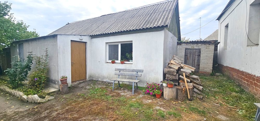 Впервые продам добротный дом в Введенке Чугуевский р-н все условия.L