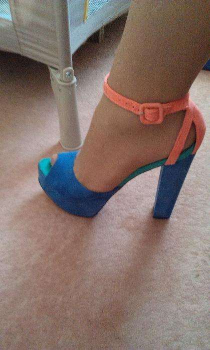 Śliczne buciki Firmy Bershka