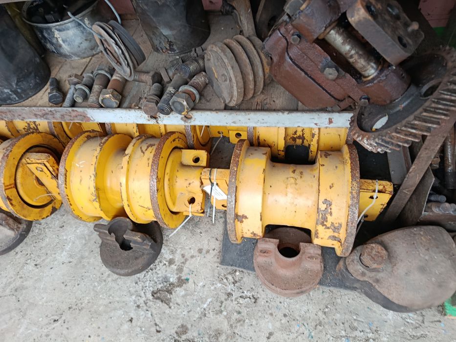 Катки опорні на бульдозер Т-130