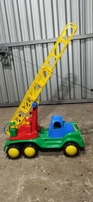 Duży wóz strażacki 64 cm