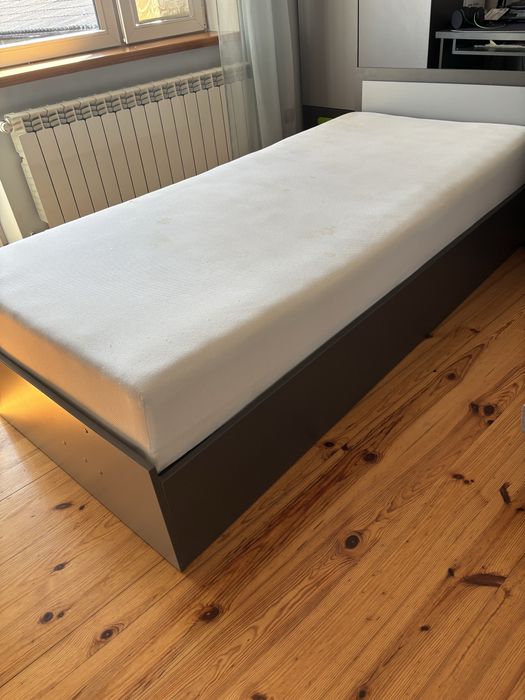Łóżko stan dobry