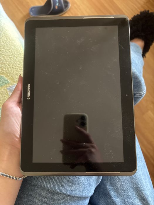 Продам планшет Samsung Tab 2