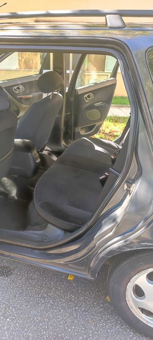 Carrinha a diesel Ford Mondeo 1.8 (BNP) c/ tecto de abrir - 1150€