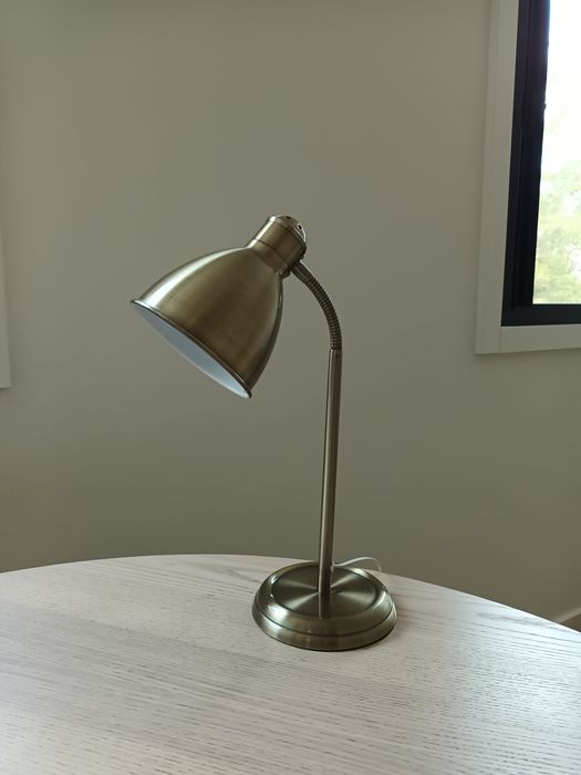 Candeeiro de mesa
