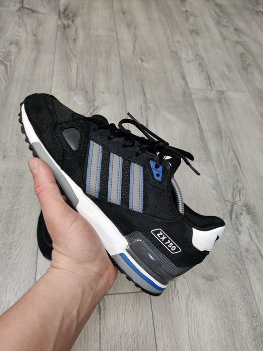 adidas zx - купити чоловіче взуття - Ціна на OLX.ua
