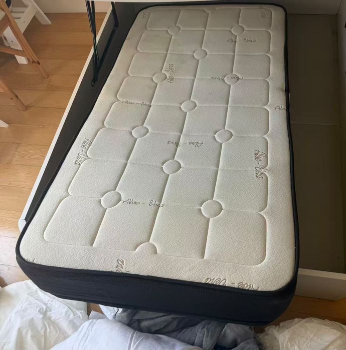 Cama de solteiro