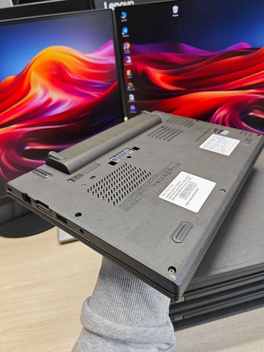 30 ШТУК • Lenovo ThinkPad X260 • 8GB DDR4 • 256GB SSD