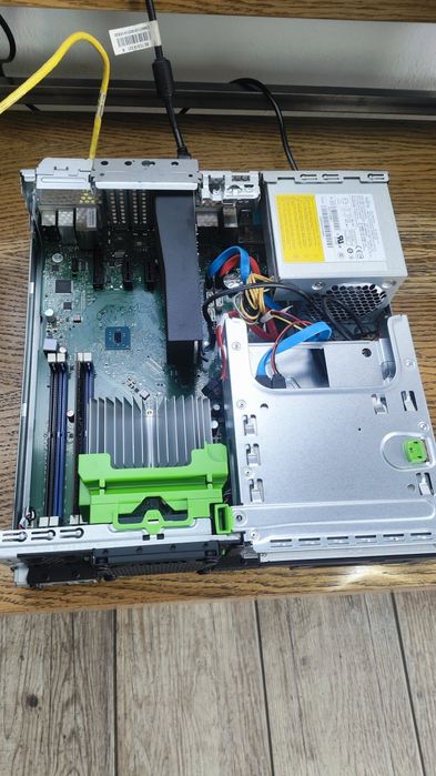 Fujitsu Esprimo D956/E85+