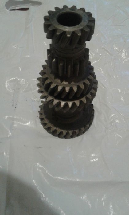 Блок шестерен промежуточного вала М 2140,412