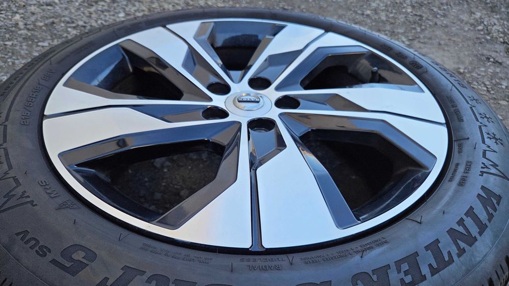 Koła Volvo XC40 XC60 XC90 S60 V60 S90 18 cali 5x108 ET50 Opony 215/55