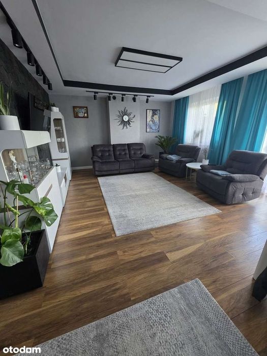 Dom bliźniak z garażem i fotowoltaiką - 5 pokoi, 156 m²