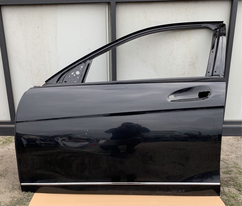 Mercedes C-Class W204 дверь дверка двері накладка внаявності в наличии