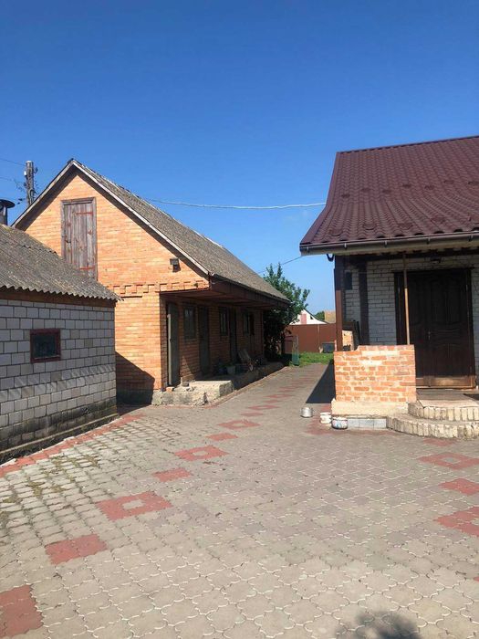 Продам 2 поверховий будинок в Калинівці 6828