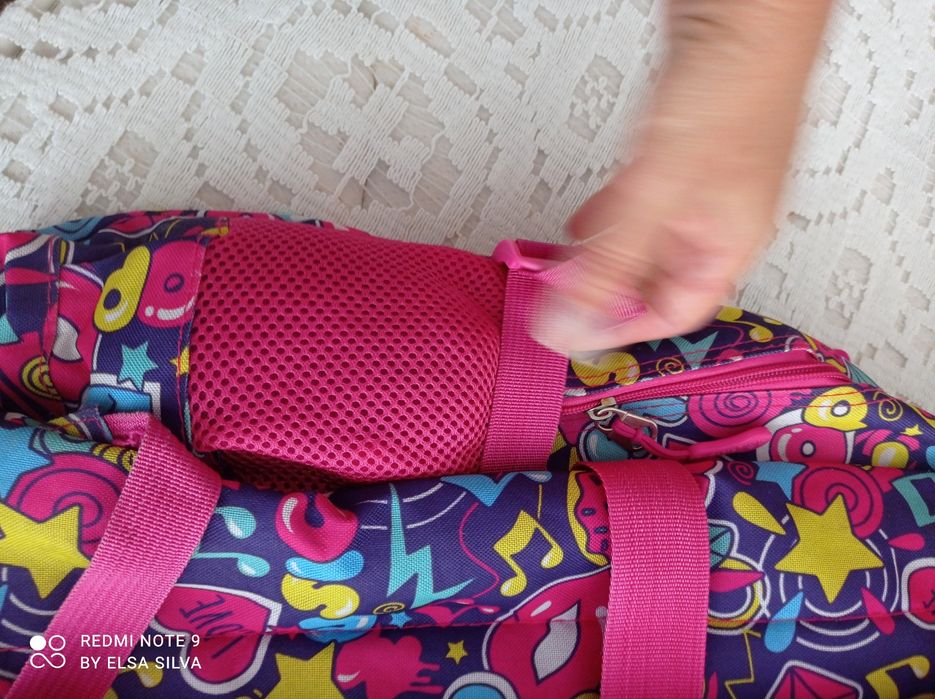 Mochila para a escola nova