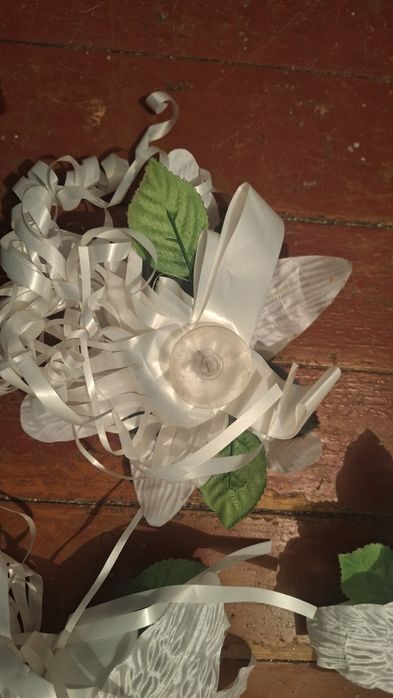 Свадебное украшения на авто