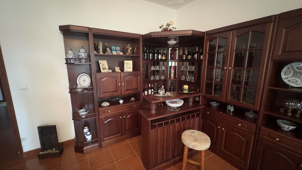 Movel/bar de cerejeira