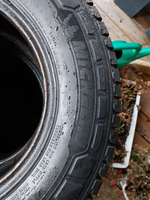 Opony wzmacniane 225/70/15C