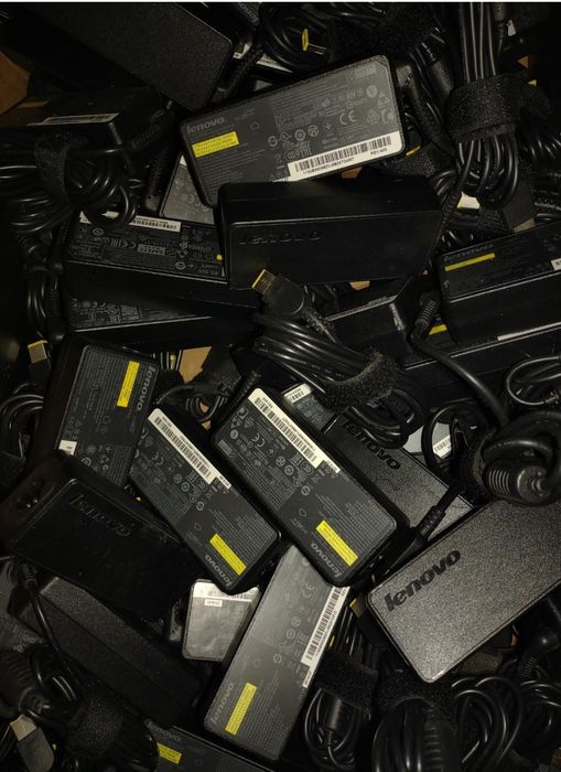 Zasilacze 25 szt. IBM Lenovo 3,25A 20V 65W