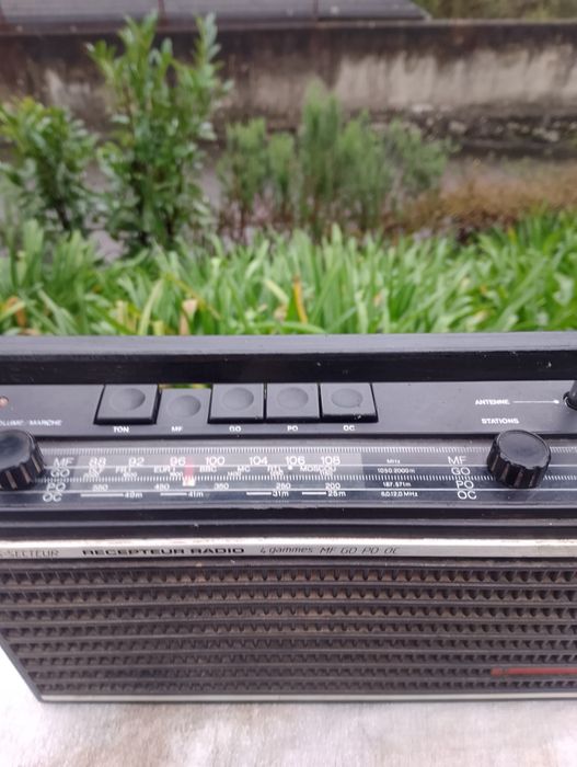 Radio portátil a pilhas