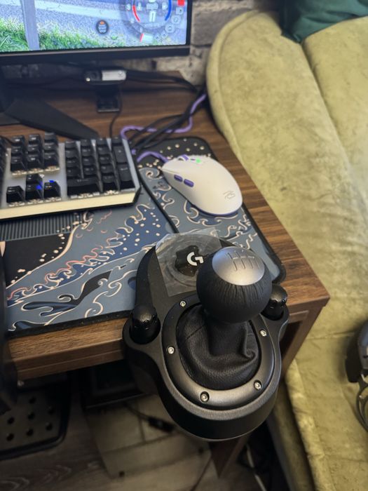 Руль Logitech g29