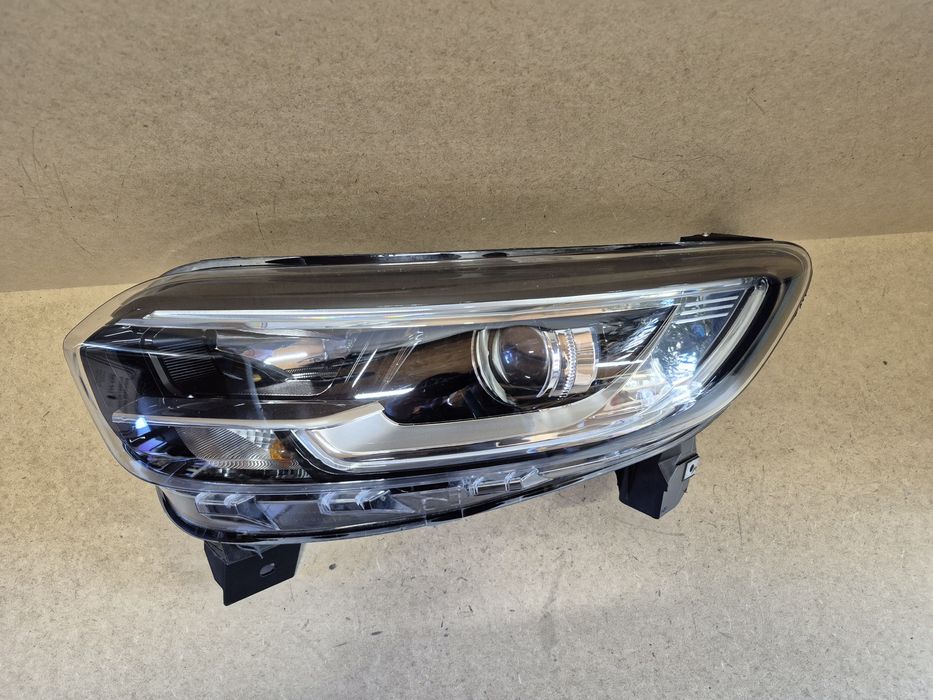 Lampa reflektor renault kadjar lewy europa