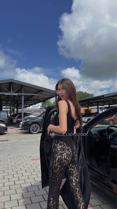 Чорний мережевний комбез з вшитим боді