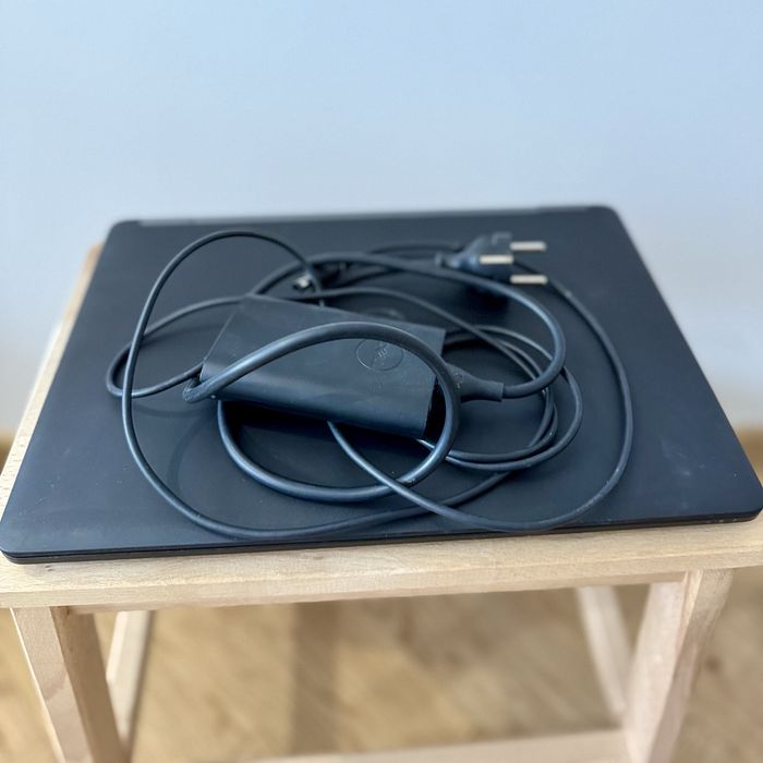 Dell Latitude E7470 i7 16GB RAM SSD Windows 11 Pro biznesowy