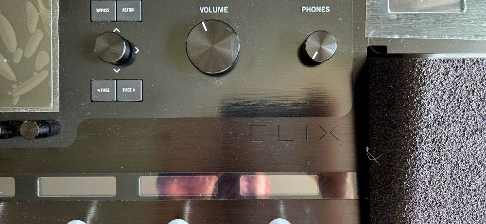 Line 6 Helix + twardy case