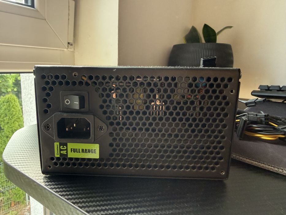 zasilacz do komputera GameMax GP-650