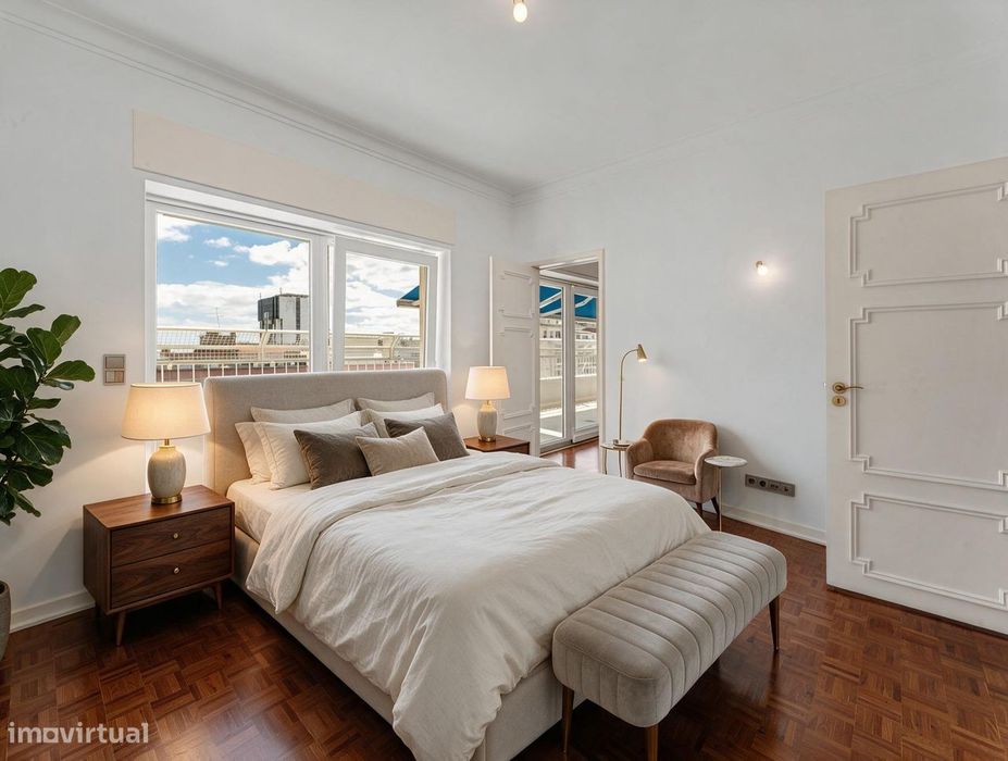 Penthouse T6 com Terraço de 131 m2 e Vista sobre Lisboa | Alvalade