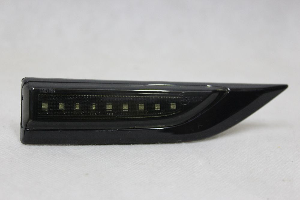 Kierunkowskazy boczne błotnik VW T6 15-19 LED DYNAMICZNE SMOKE BLACK !