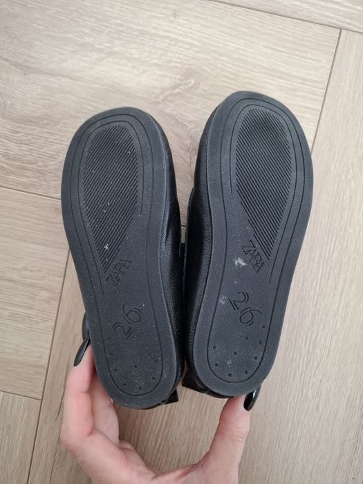Zara skórzane baleriny czarne 26 skóra buty kapcie balerinki