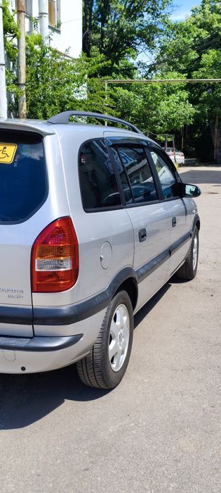 Opel Zafira 1.8 бензин • Продаж від власниці • 127 тис. км • Без ДТП