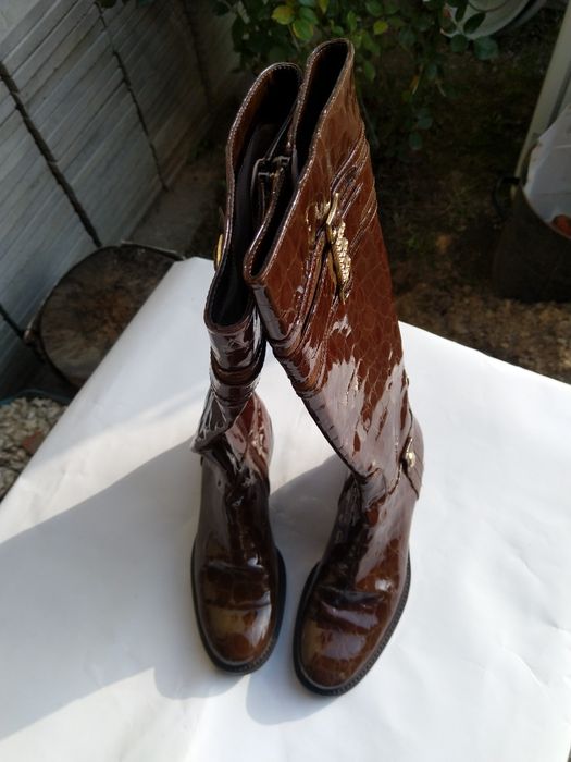 Чоботи жіночи весн-осінь, бренд: Vero Guoio, made in Italy, розмір 38.