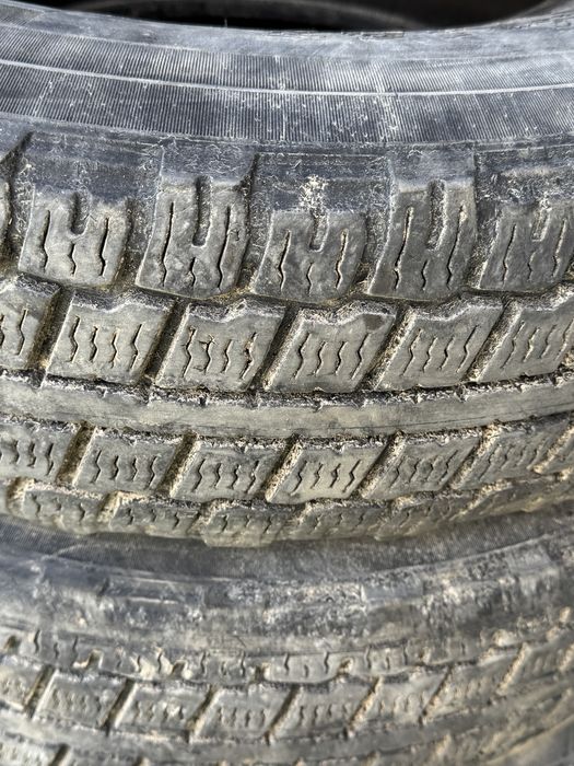 Колеса резина белшина 225 .85 r15c  уаз