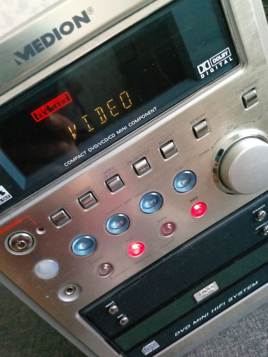 Музыкальный центр MEDION 120W GERMANY    Без  акустики