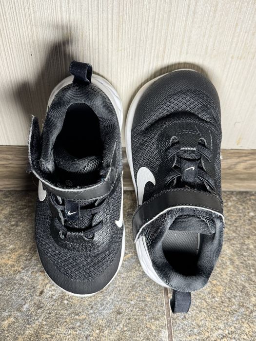 Кросівки nike, дитячі 26 розмір