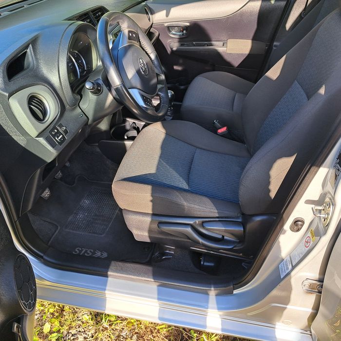Toyota Yaris  2012r