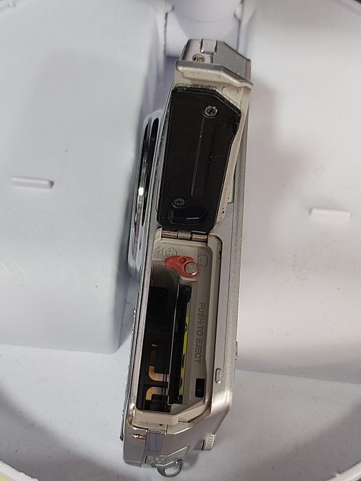 Фотоаппарат Olympus M-760