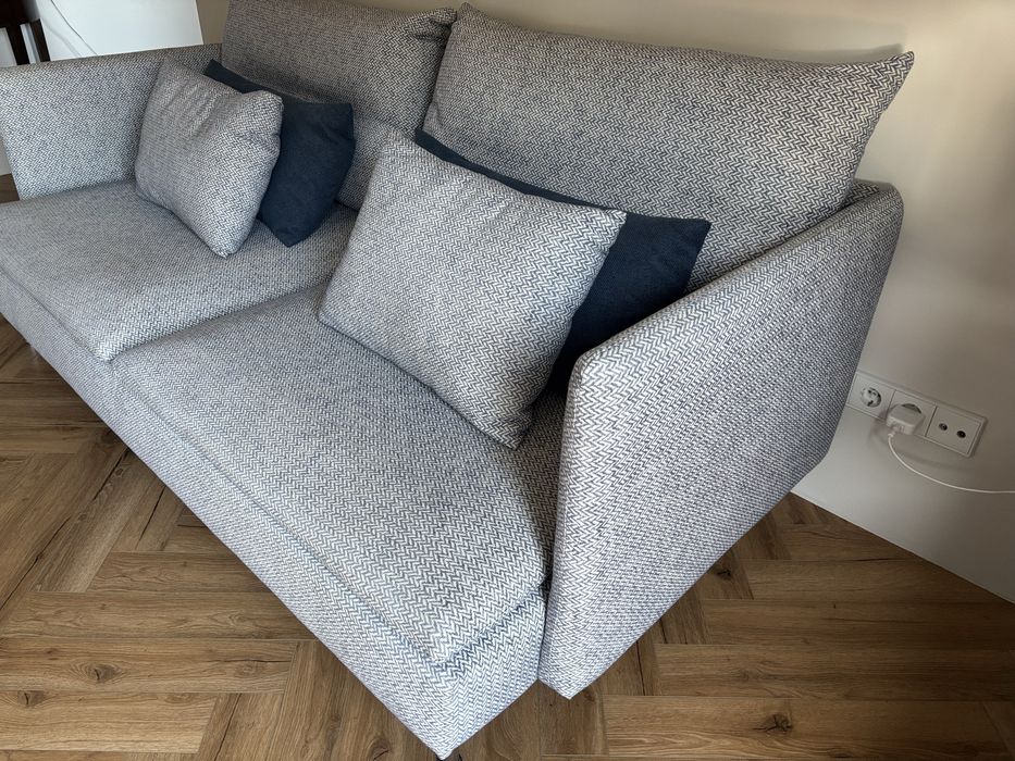 Sofá 3 lugares Ikea, gama Söderhamn forrado de novo