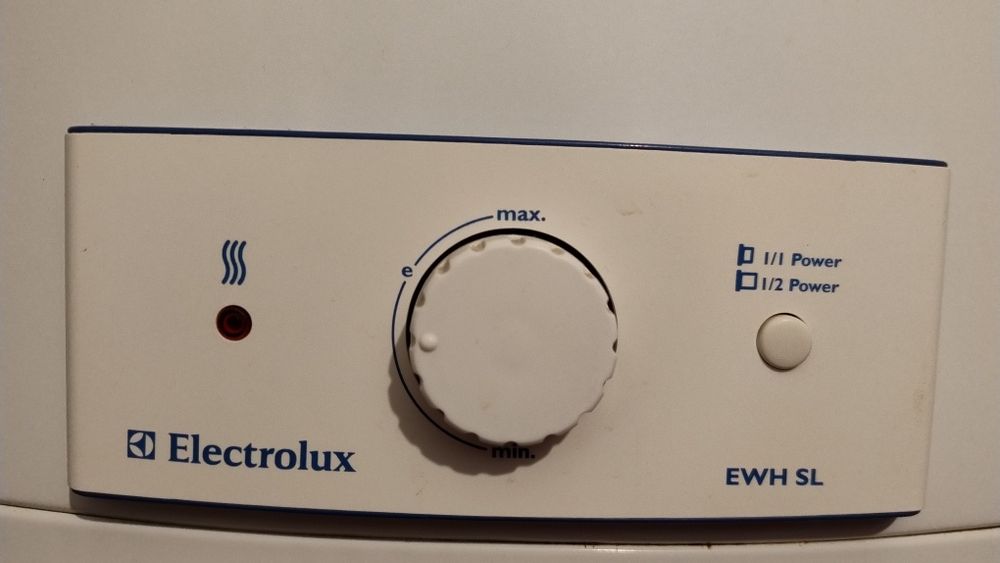 Electrolux EWH 100 SL Бойлер