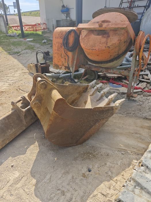 Mini Giratória IHI 6Ton