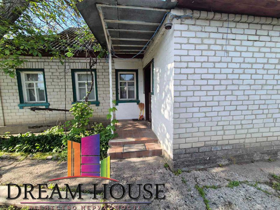 Продаж будинку в центрі с. Степанки