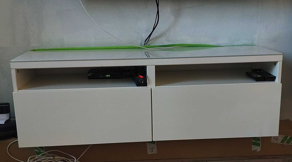 Szafka RTV pod telewizor