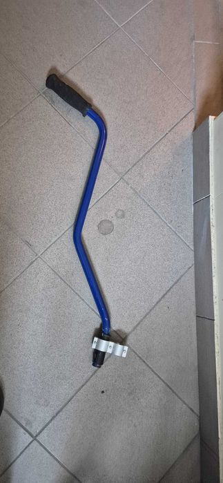 Uchwyt, rekojeść stabilizator asekuracja do rowerka podczas nauki.