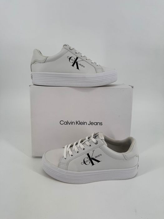 Calvin Klein sneakersy na platformie białe 40 skórzane buty vultc