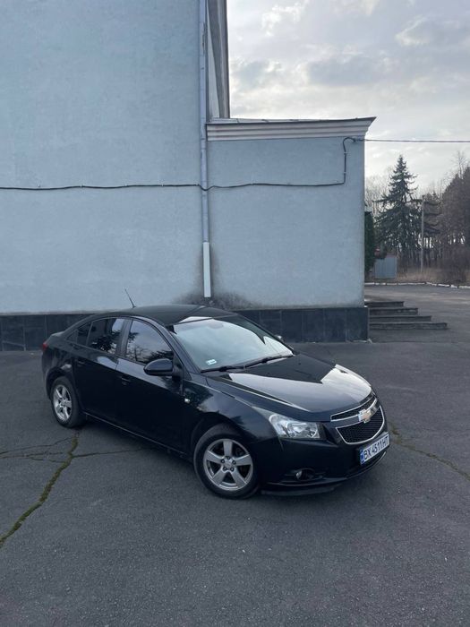 Продам Chevrolet Cruze 2009р 1.6 газ /бензин