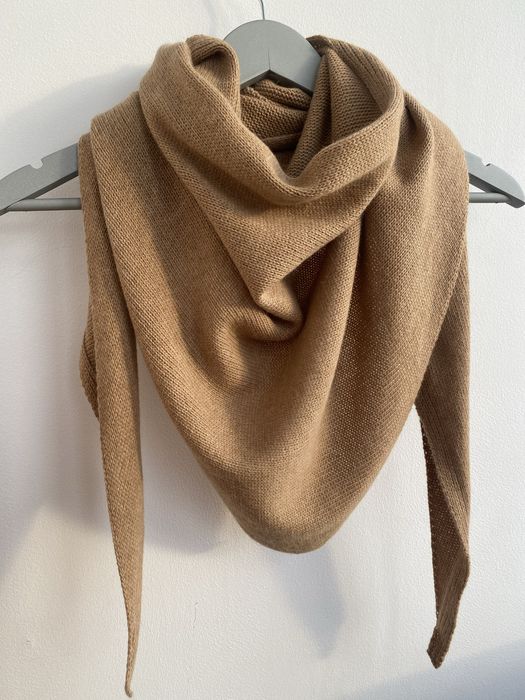 Бактус ( трикутний шарф) 100% меринос